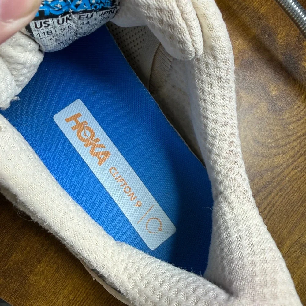 Hoka Clifton 9 Running Shoes Womens Size 11 Peach